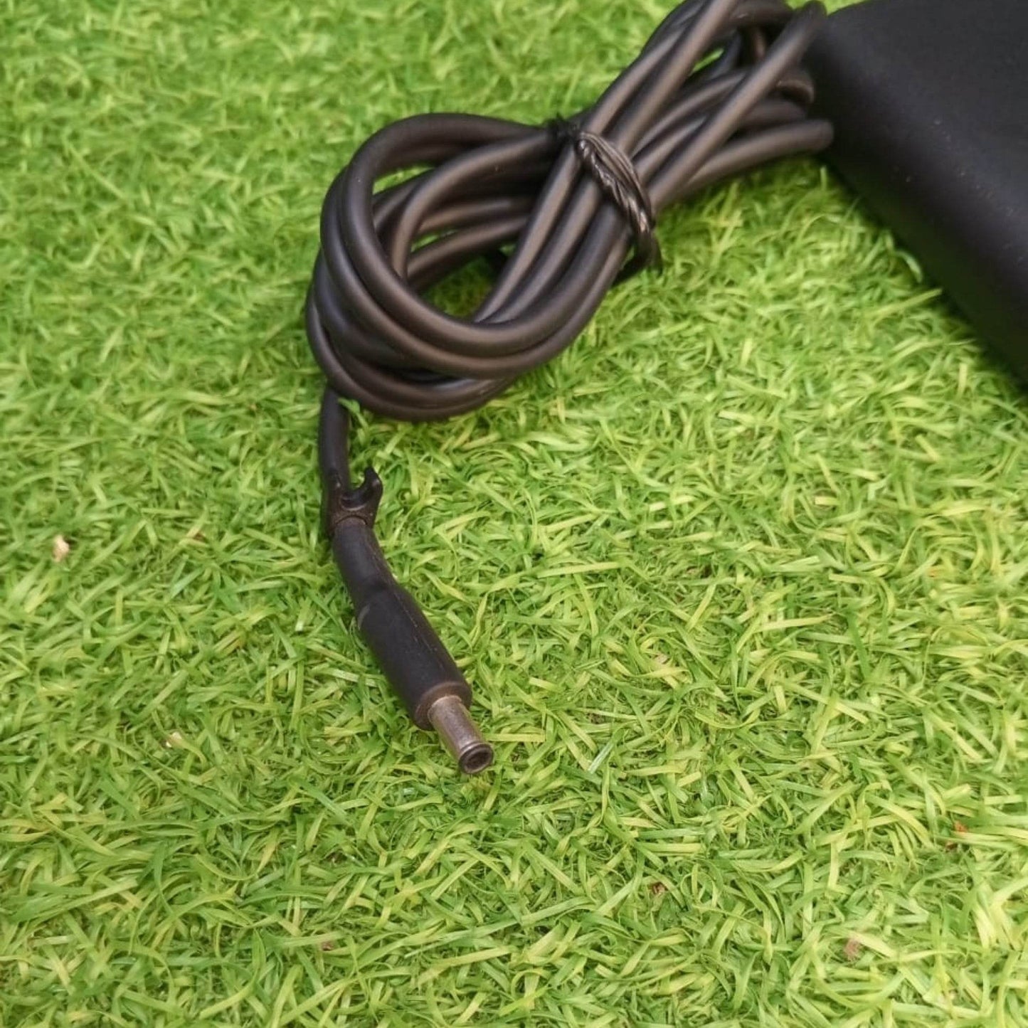 Dell Glossy 130W Original Charger - My Store