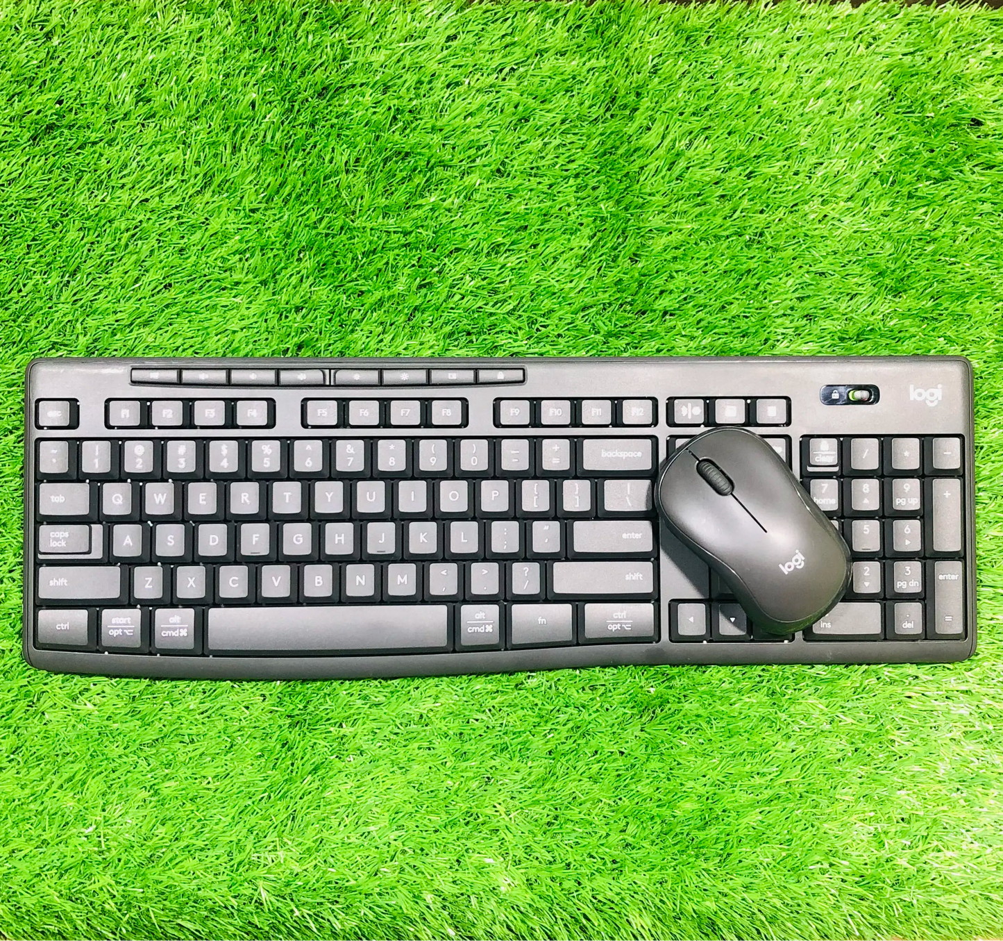 Logitech MK370 – Latest Wireless Keyboard & Mouse Combo USED